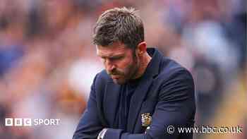 Man Utd 'didn't look ready' - but hurting Carrick remains calm