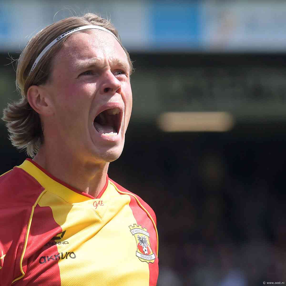 Tengstedt dirigeert Go Ahead Eagles naar thuiszege op ADO Den Haag