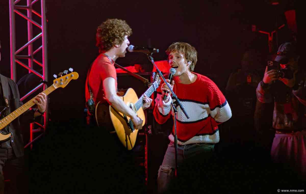 Watch Cruz Beckham join The Kooks for ‘Jackie Big Tits’ at Rock N Roll Circus Norwich