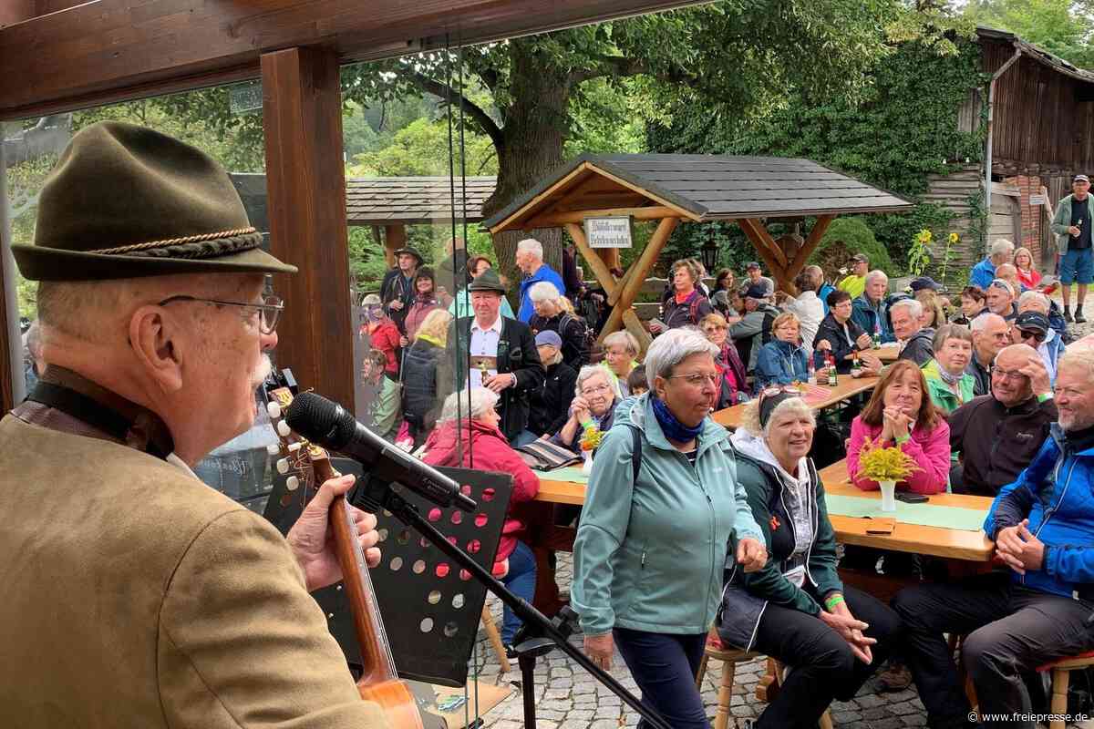 16. Liedertour durchs Erzgebirge: Tausende zwischen Pöhla und Markersbach unterwegs
