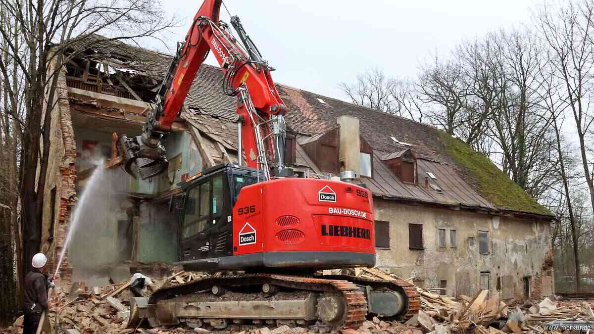 Denkmalnetz erkämpft Akteneinsicht zur abgerissenen Schlosswirtschaft