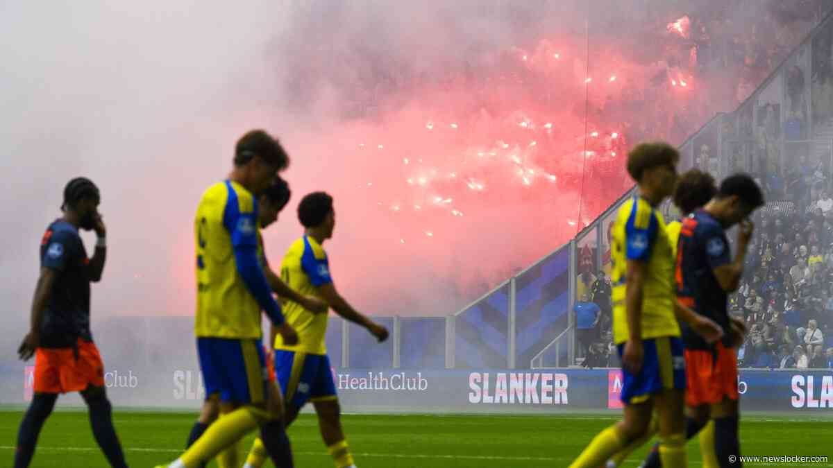 LIVE Eredivisie | Cambuur-fans gewond door vuurwerk uit uitvak, maar Feyenoord zit al bij rust op rozen