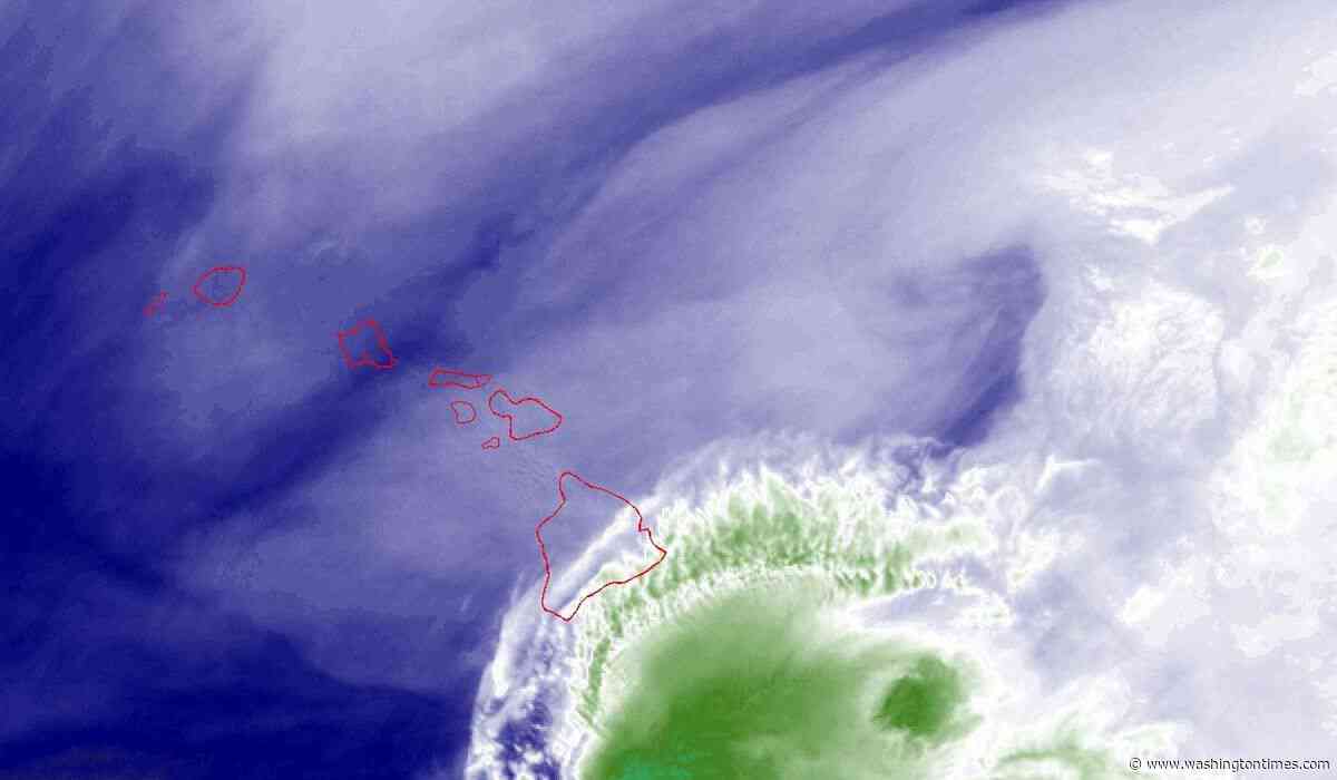Tropical Storm Moke carrying more rain toward hurricane-damaged Hawaii