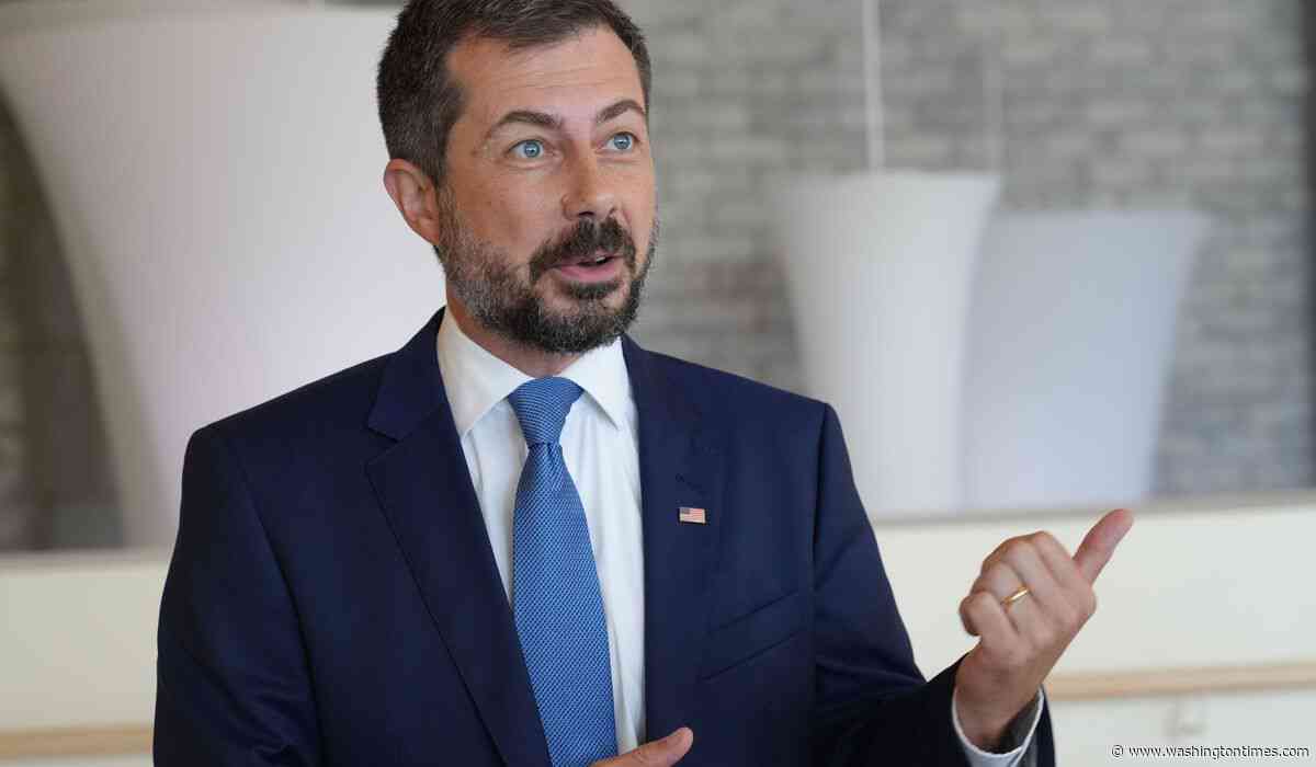 Pete Buttigieg returns to South Carolina as he weighs another White House run