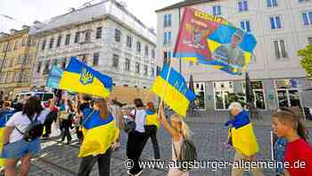 Ukraine Demo: Warum die blau-gelbe Fahne eine solche symbolische Bedeutung hat