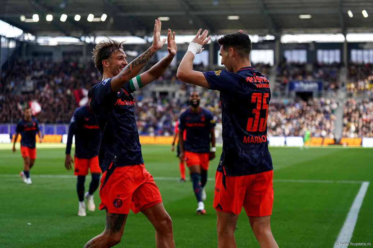 Feyenoord beleefd eenvoudige middag tegen Cambuur na bizarre vuurwerkchaos