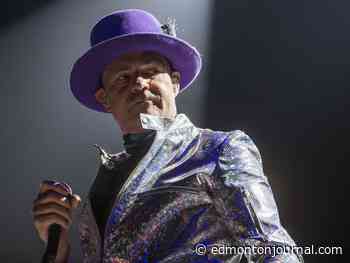 What's the Tragically Hip's best song? The round of 32