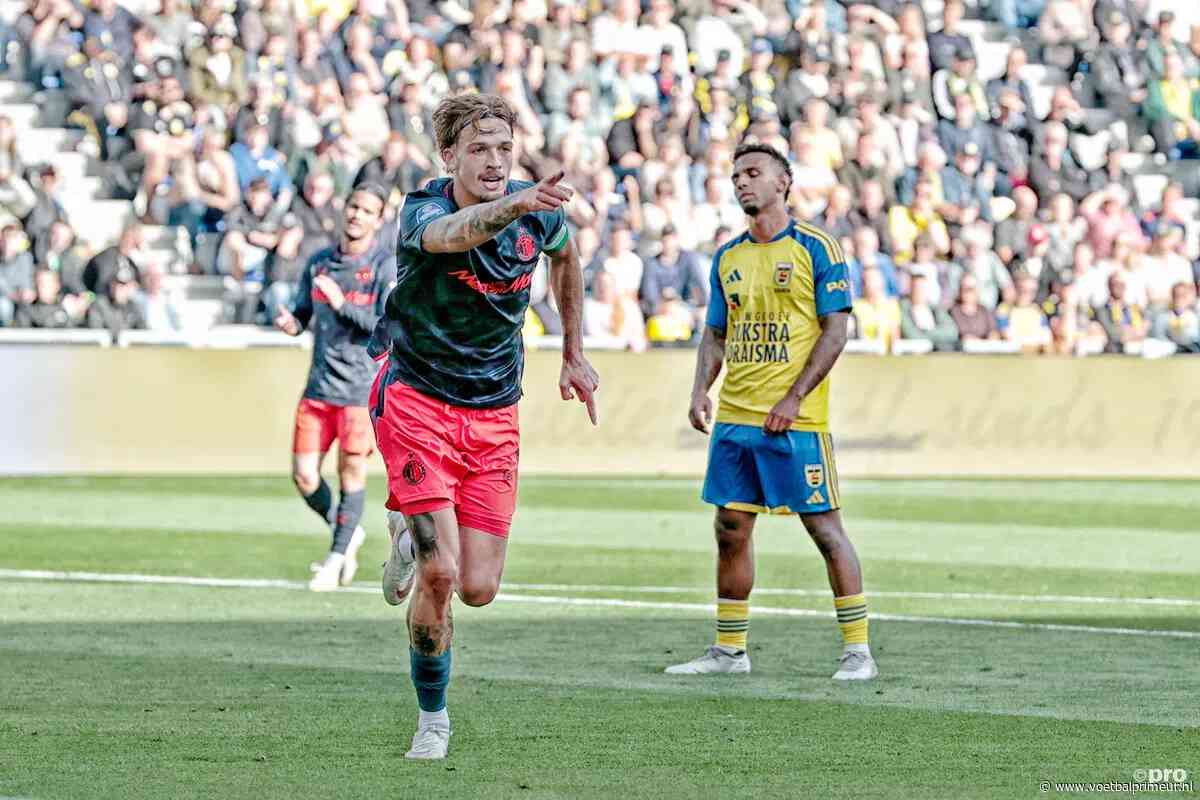 Feyenoord haalt uit tegen Cambuur, overwinning overschaduwd door vuurwerkincident