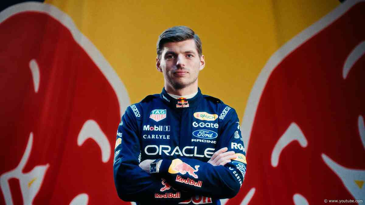 Max Verstappen Signs CONTRACT EXTENSION at Oracle Red Bull Racing!