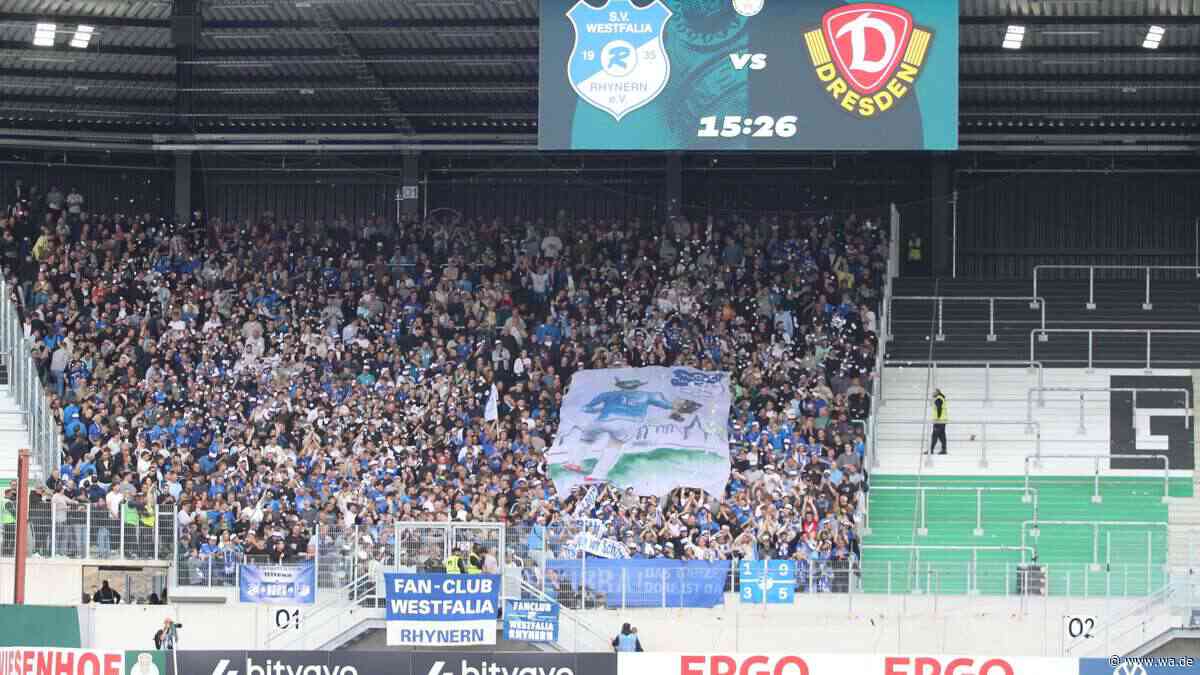6702 Zuschauer in Münster: Viele Fotos vom DFB-Pokal-Spiel des SV Westfalia Rhynern gegen Dynamo Dresden