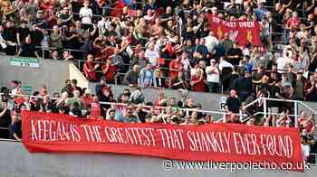 Liverpool and Newcastle fans pay moving tribute to Kevin Keegan