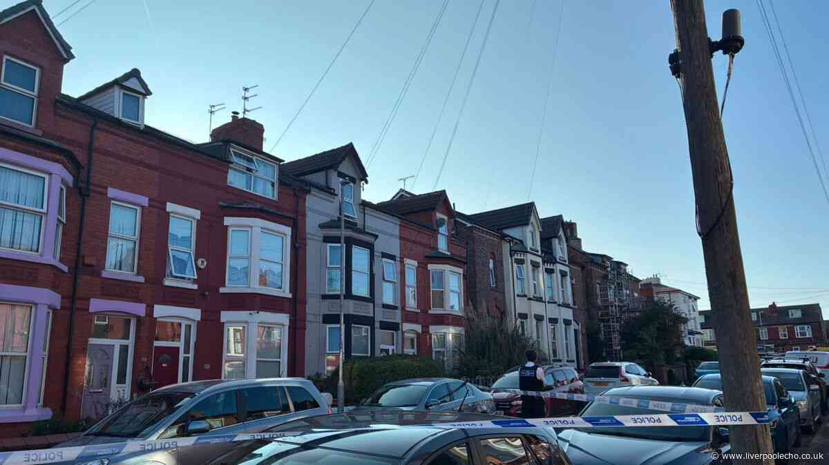 Delivery driver in hospital after row erupts on Wallasey street