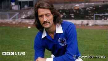 Blue plaque honour for former England striker