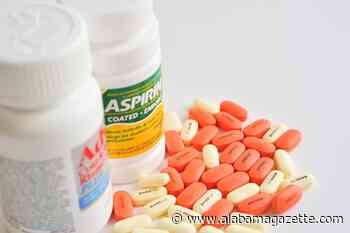 Aspirin vs. ibuprofen: Which should you take for a headache, fever, or muscle pain?
