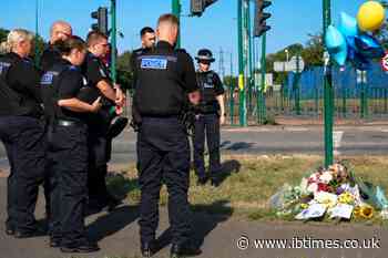 Two Brave Police Officers Among Seven Killed After Wrong-Way Car Crashes Into Police Vehicle on A66