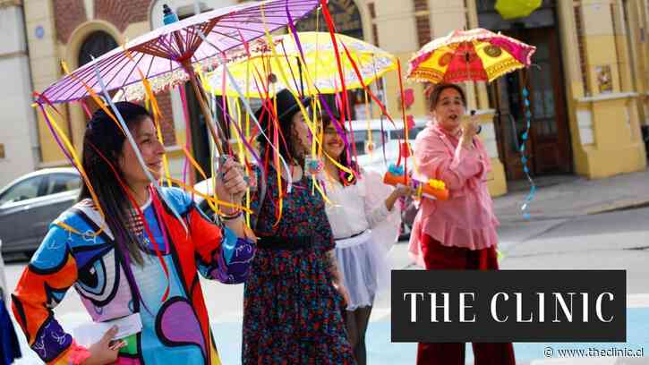 “Mercado de Colores” de Yungay reunió este sábado a más de 100 expositores y 70 emprendimientos en el Barrio Yungay