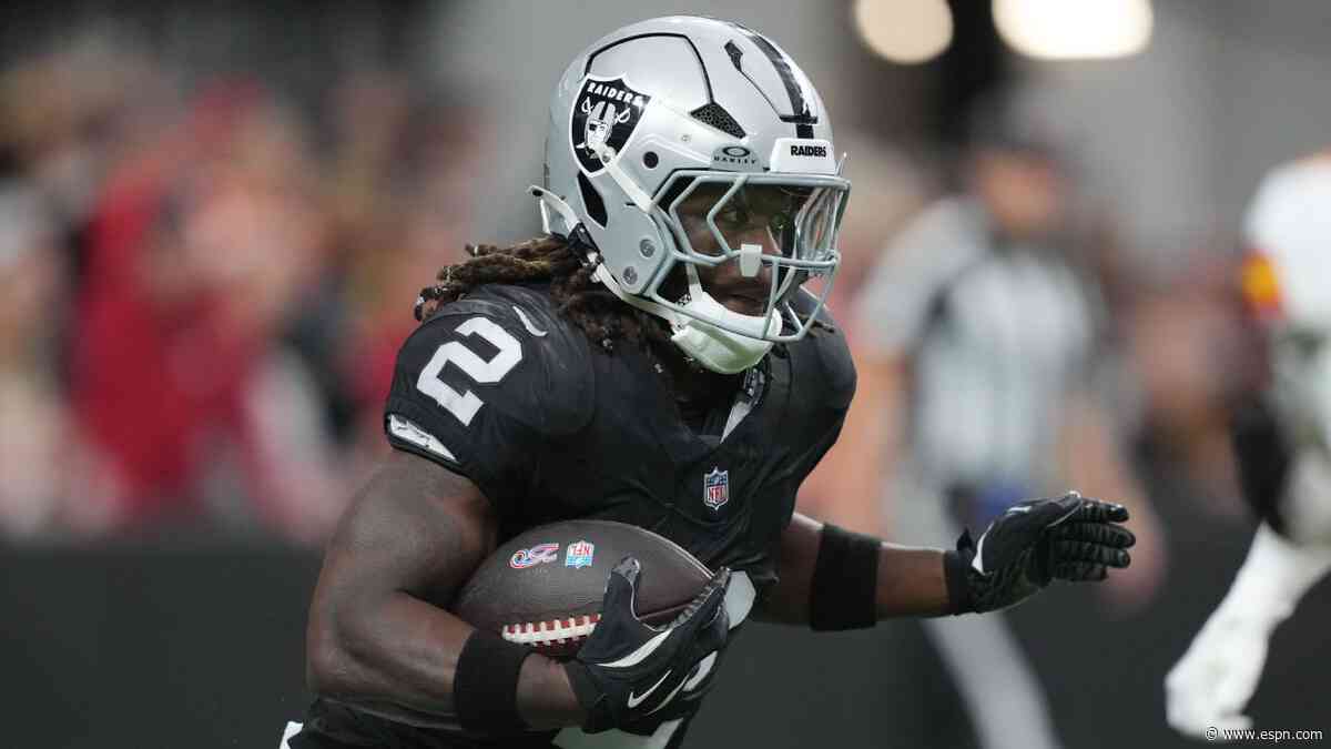 Jeanty helped off with apparent right knee injury