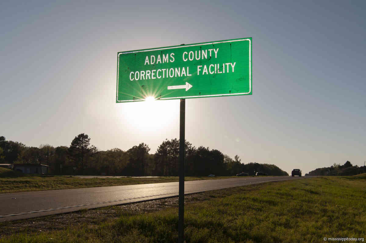 Approximately 100 detainees protest inside CoreCivic-owned Natchez ICE facility after hot food and hot water are halted