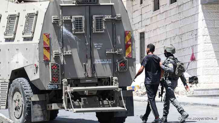 Dos adolescentes israelíes apalearon a un palestino amputado en Cisjordania