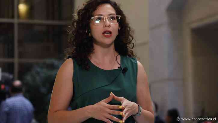 Yeomans define rol del Frente Amplio ante el Gobierno: "Vamos a oponernos a cualquier retroceso"