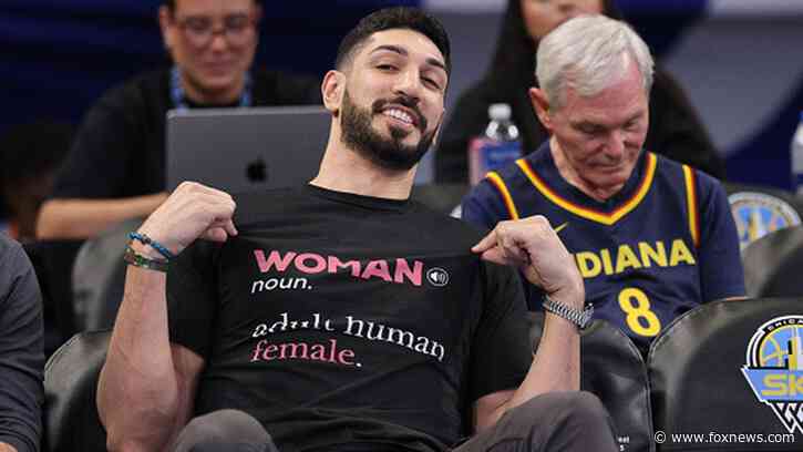 Enes Kanter Freedom met with hostile WNBA fans en route to Fever-Sky matchup