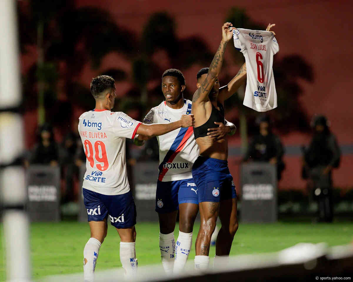😱 Sunday sees spitting and an attempt to rip a rival shirt in celebration