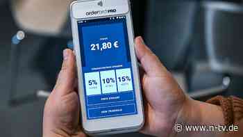 Manipulation bei Kartenzahlung: Verbraucherschützer rügen Tricks beim Trinkgeld