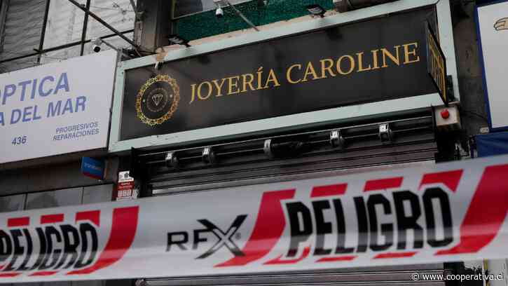 Asalto armado afectó a joyería en pleno centro de Viña del Mar: botín es de 75 millones de pesos