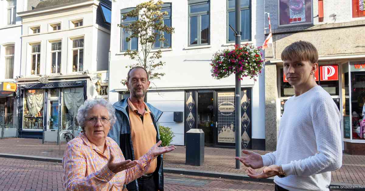 Annie en Frans willen hun pand verkopen, maar lopen vast op strenge regels van de gemeente: ‘Ons pensioen zit nu op slot’