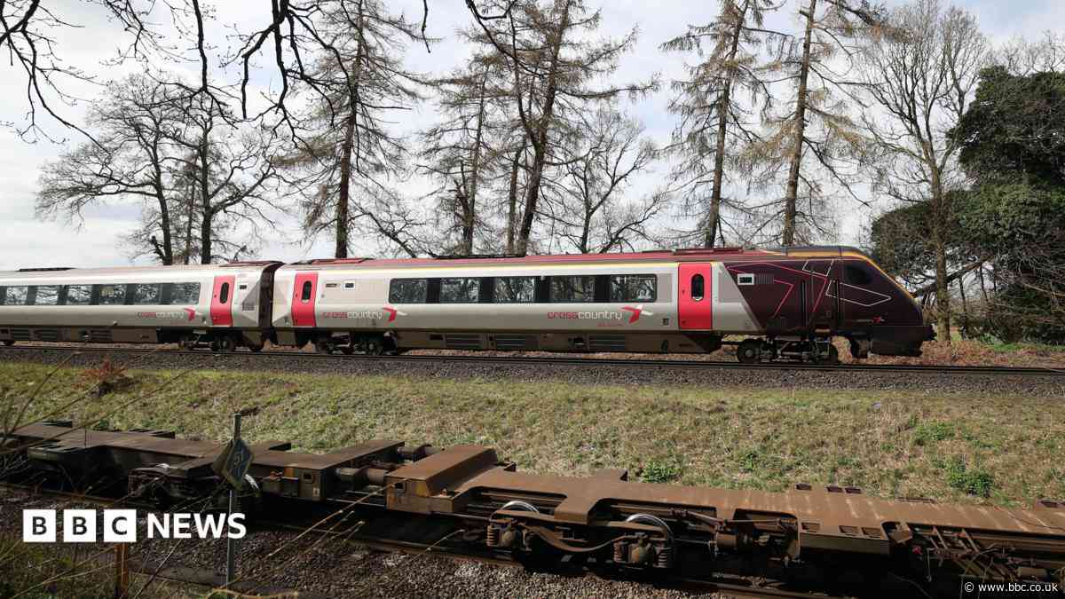 CrossCountry to provide full service on Monday