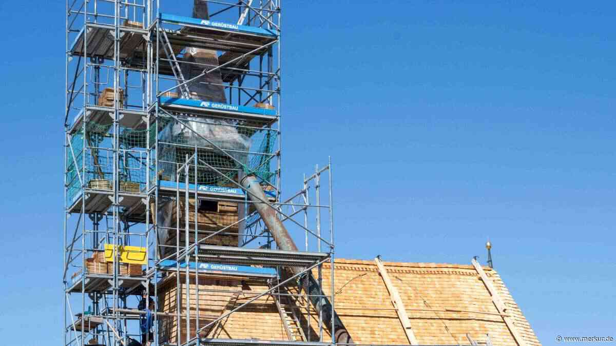 Ganz Sollach hilft mit: Dorfgemeinschaft saniert Kapellendach fast in Eigenregie