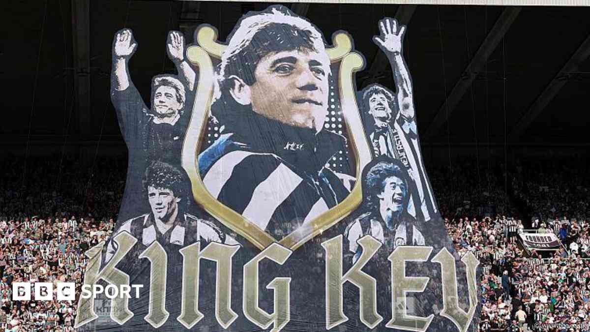 Newcastle and Liverpool united in tribute to legend Keegan