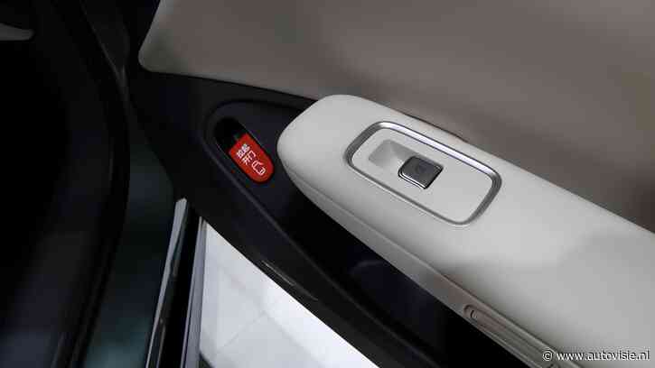 Grote kans dat jij door de Chinese overheid lelijke rode stickers in je auto krijgt: Tesla moet bijna 3 miljoen auto’s terugroepen