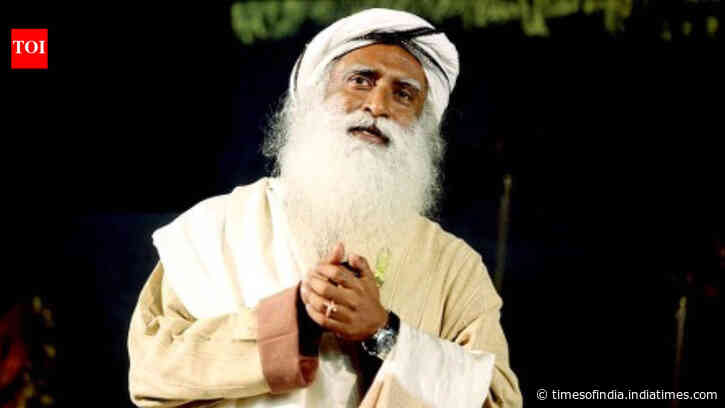 5 Morning lessons Sadhguru wants children to learn: From waking up with a smile to practising yoga