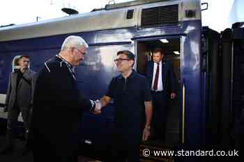 Andy Burnham in Kyiv: PM defies Putin as Ukraine to 'fast' develop long-range missiles with UK blueprints