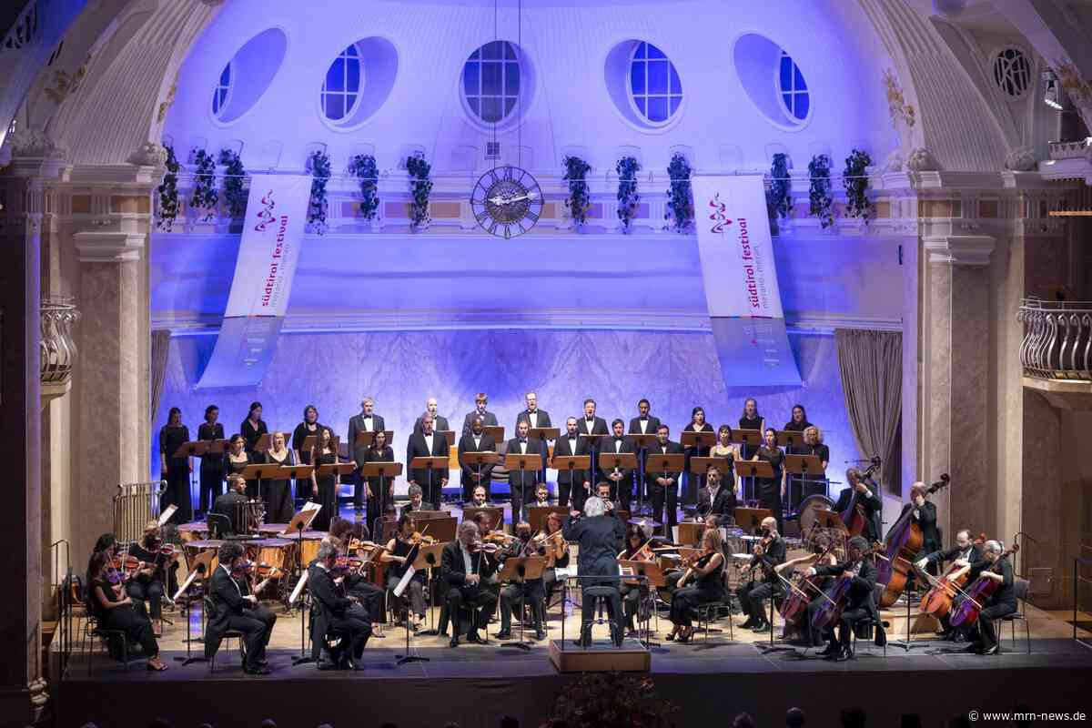 Mannheim – Chamber Choir of Europe singt in der Kulturkirche Feudenheim