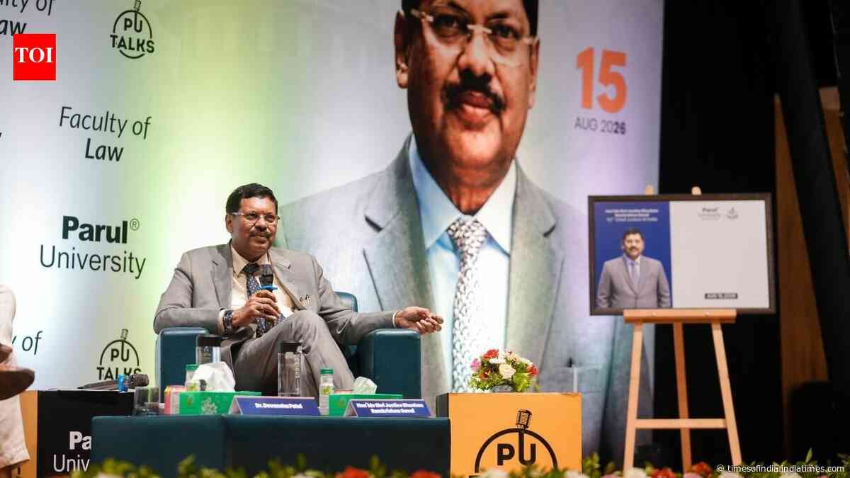 Parul University marks 80th Independence Day with former CJI Justice Bhushan Ramkrishna Gavai as chief guest