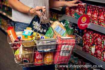 Morrisons vows new price pledge on hundreds of groceries to stave off competition against UK supermarket rivals