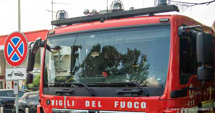 Cassino, crolla il tetto di una palazzina dopo un’esplosione: due persone gravemente ustionate