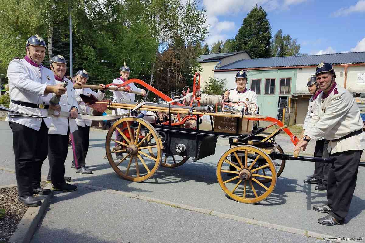 Jubiläum im Erzgebirge: Feuerwehr in Neudorf feiert drei Tage