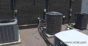 Wake parents raise concerns about HVAC issues, hot classrooms as students return Monday