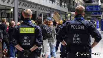 Fast 1.000 Abschiebungen nach Nordafrika – Polizei muss meistens körperliche Gewalt anwenden