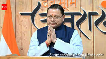 CM Dhami inaugurates self-help group stalls under Sashakt Behna Utsav Yojana in Dehradun