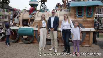 Auf dem Mini-Ringgleis durchs Viertel: Neuer Spielplatz in Braunschweig ist da