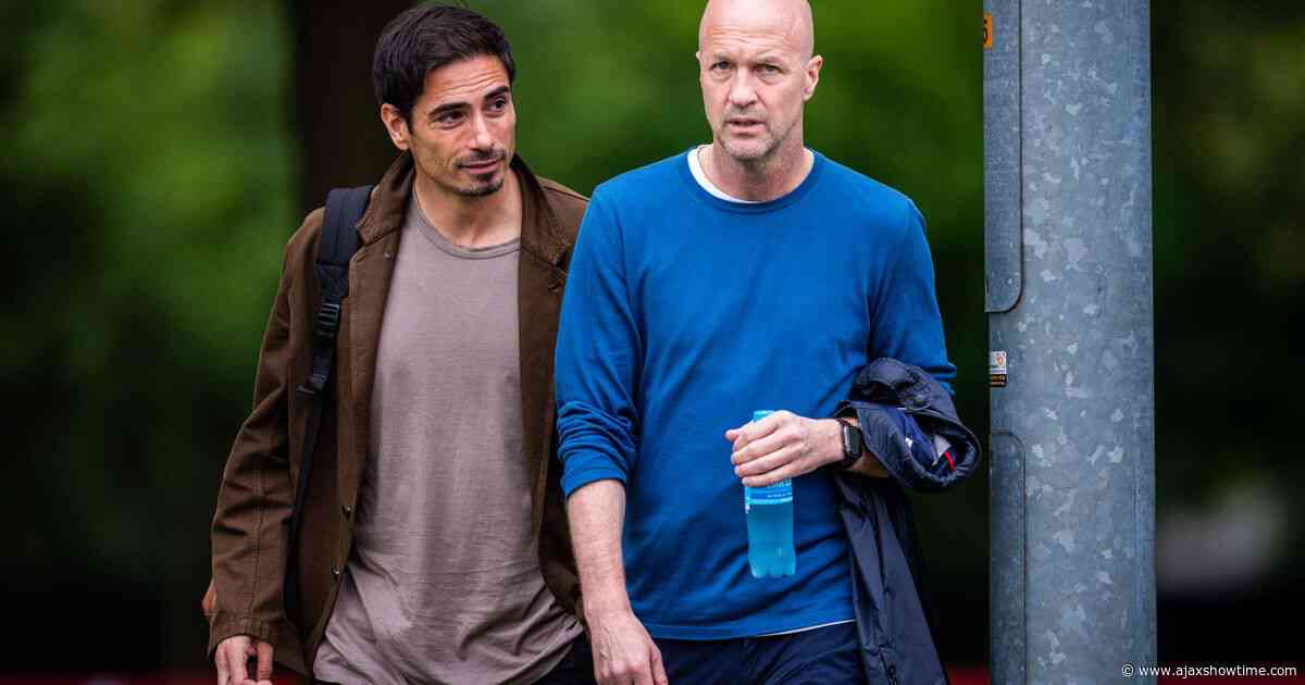 'Ajax zoekt naar ervaren rechtercentrale verdediger; volop interesse voor Rosa en Gaaei'