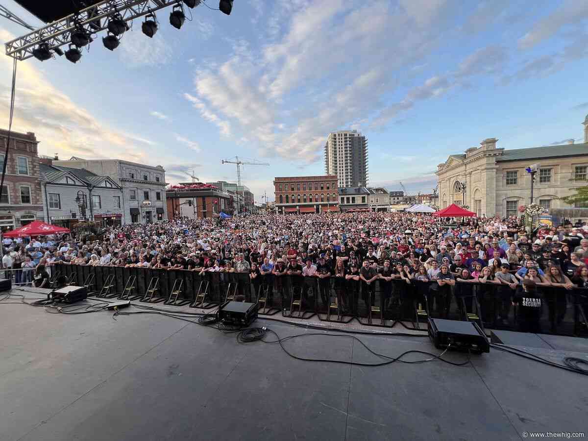 Thousands gather in Kingston for Forever Hip finale, 10 years after band's historic farewell