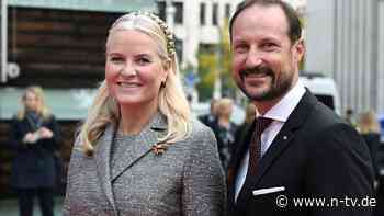 Große Feier fällt ins Wasser: Sorge um Mette-Marit und Harald überschattet Silberhochzeit