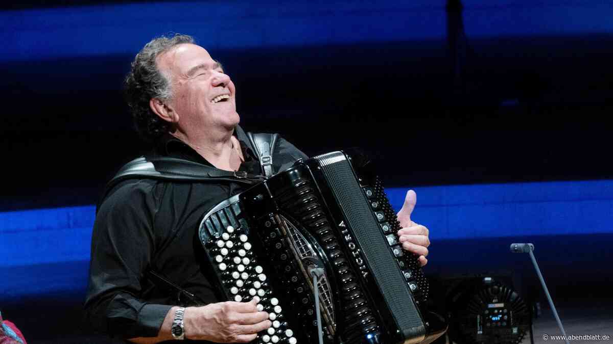 Gefeiert in der Elbphilharmonie: Richard Galliano, der Grenzgänger am Akkordeon