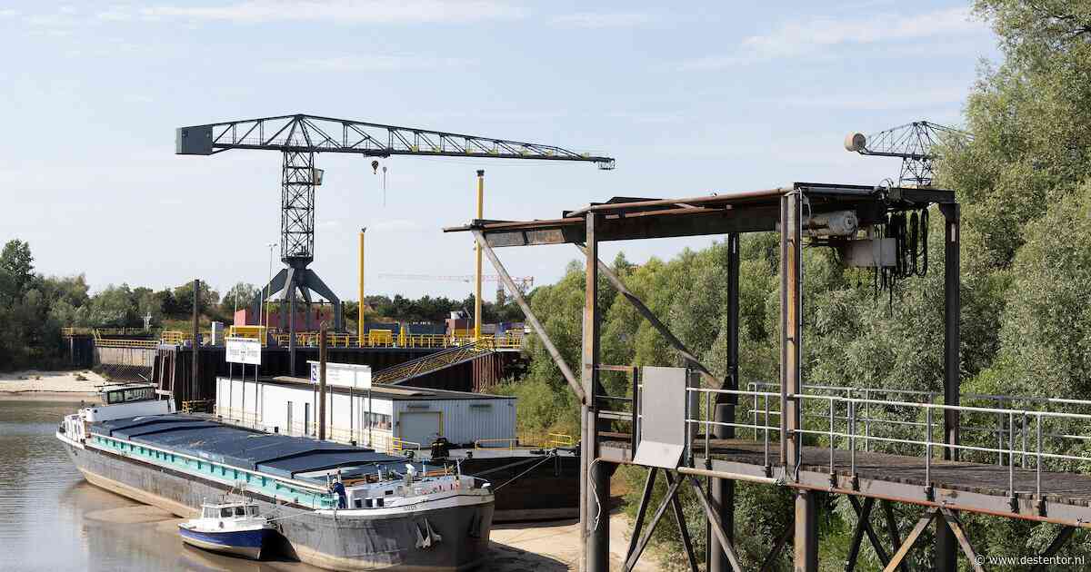 Dit is het verhaal van Guus, het schip dat hét symbool van de droogte in Nederland is geworden