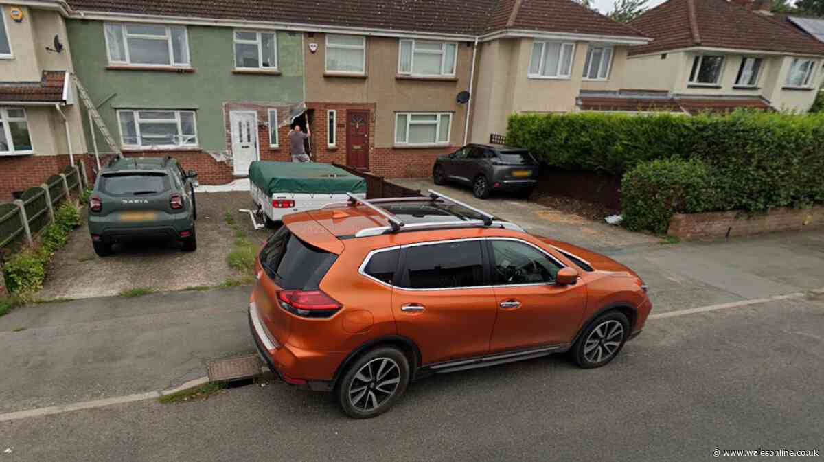 Police force issues advice on exactly what to do if someone parks across your driveway